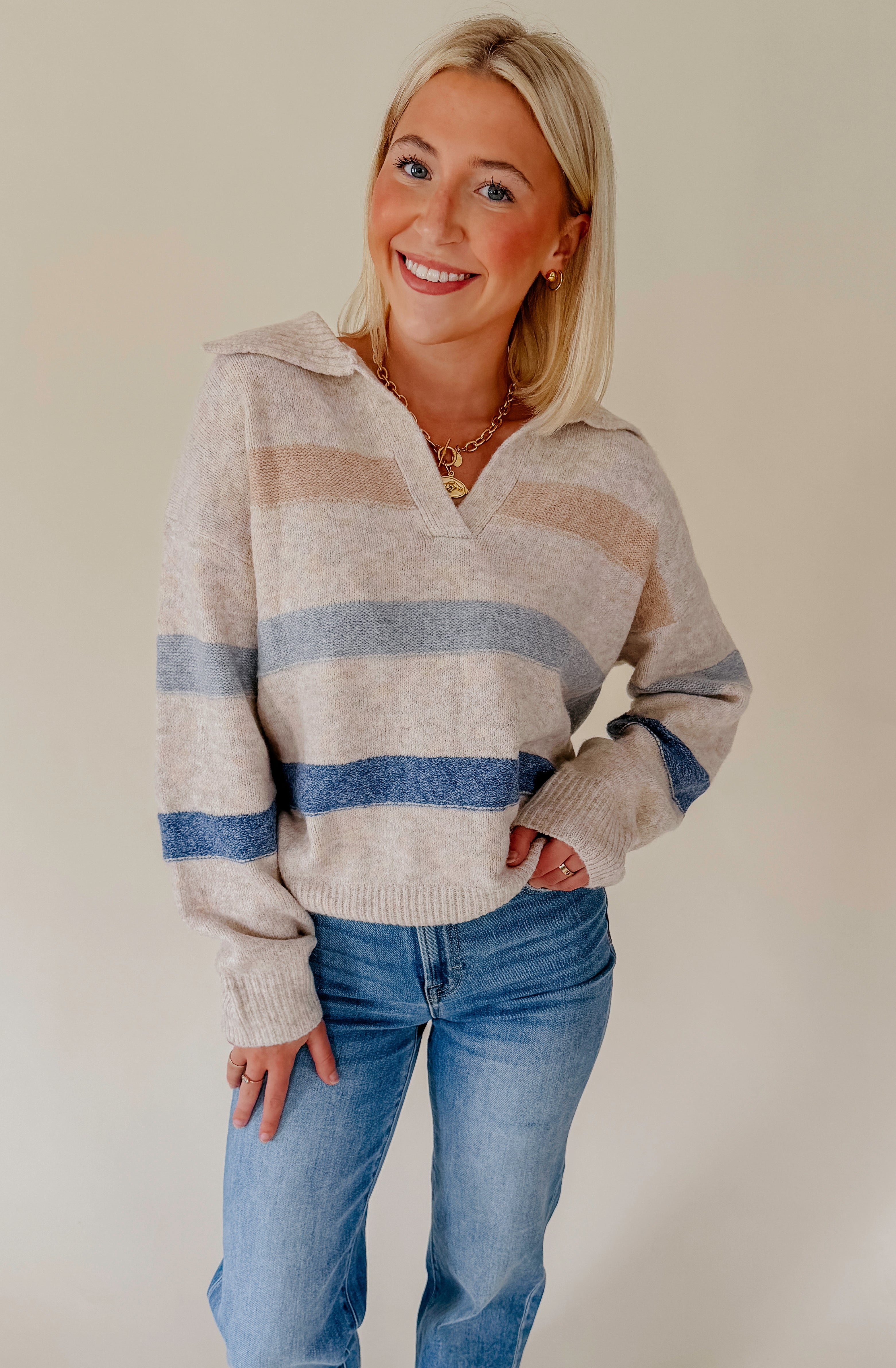 COLLAR LATER STRIPED SWEATER