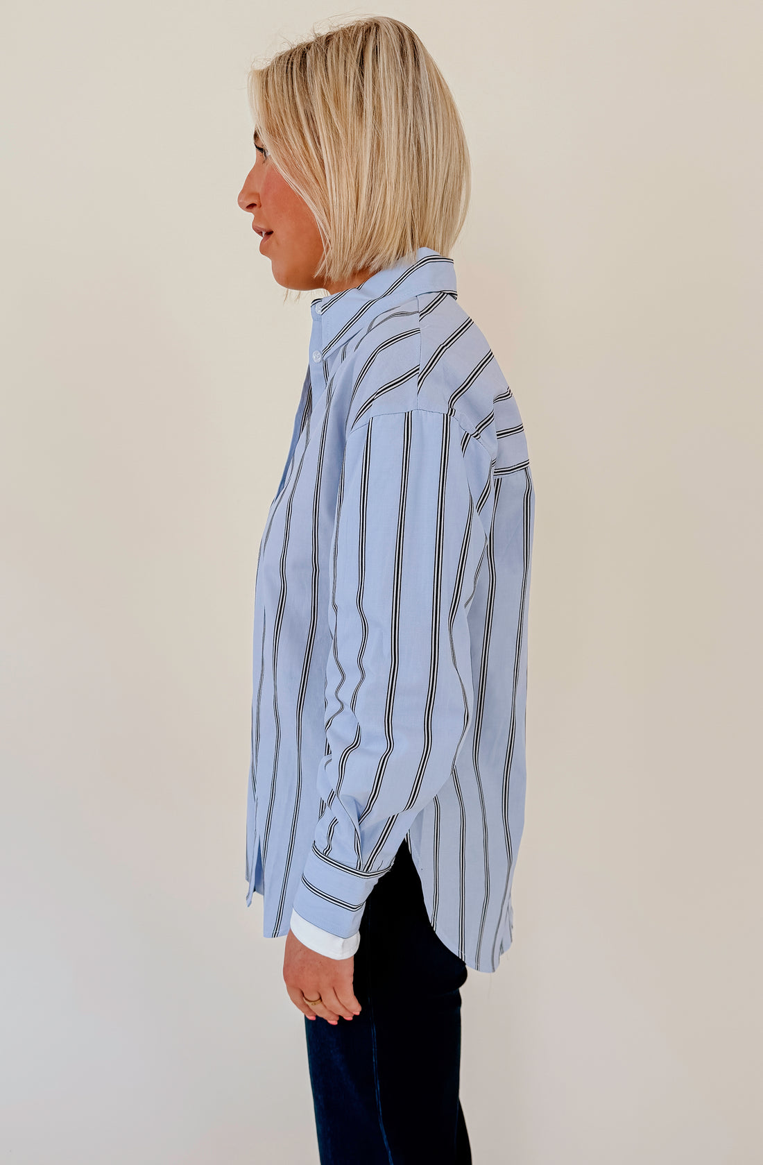 LINE AND DOT LEIA BUTTON UP