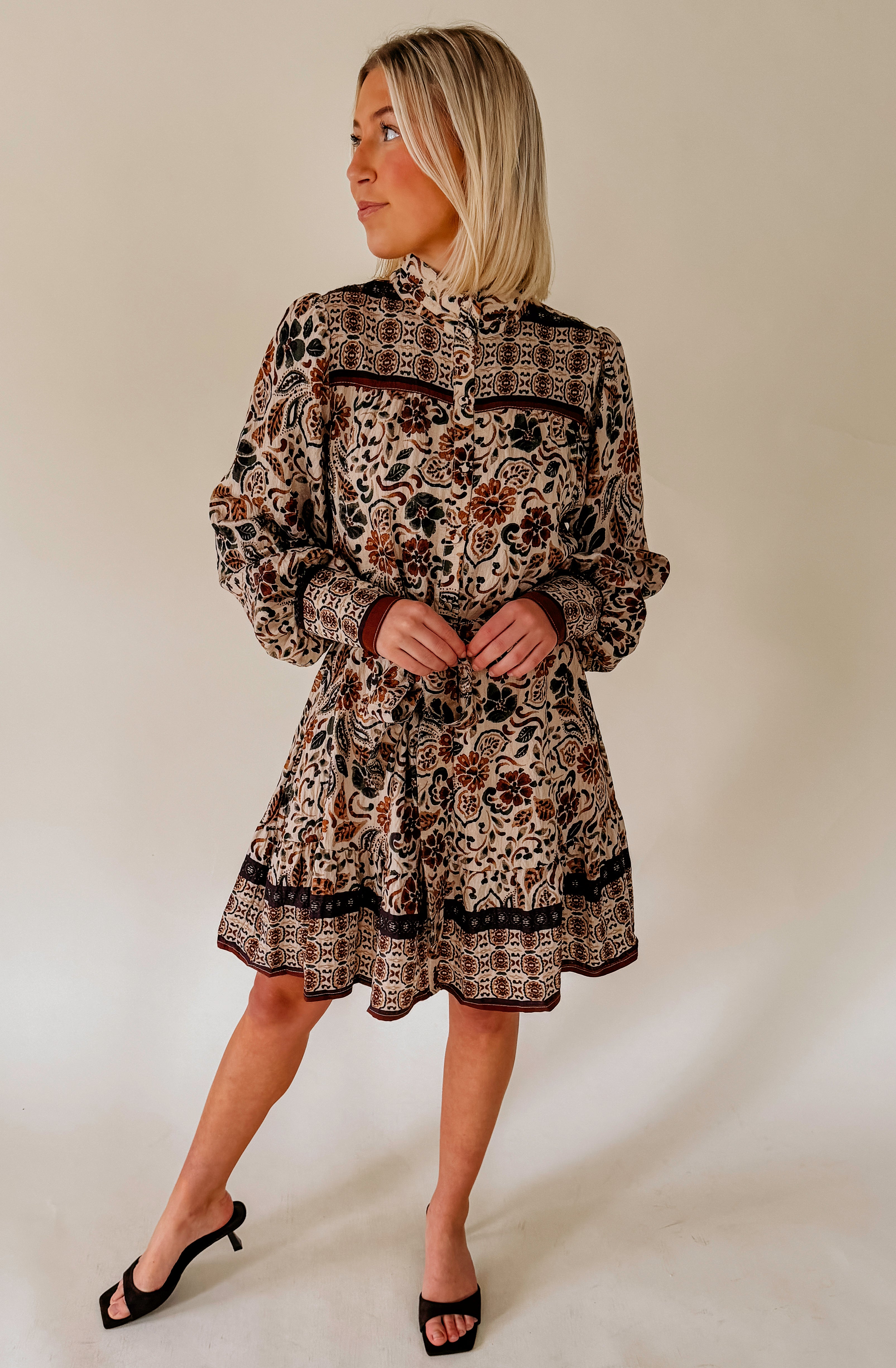 FAVORITE SEASON BUTTONED MINI DRESS