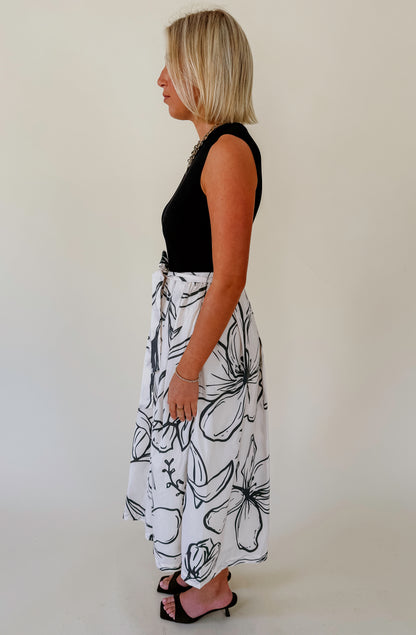 ABSTRACT VIEWS BELTED DRESS