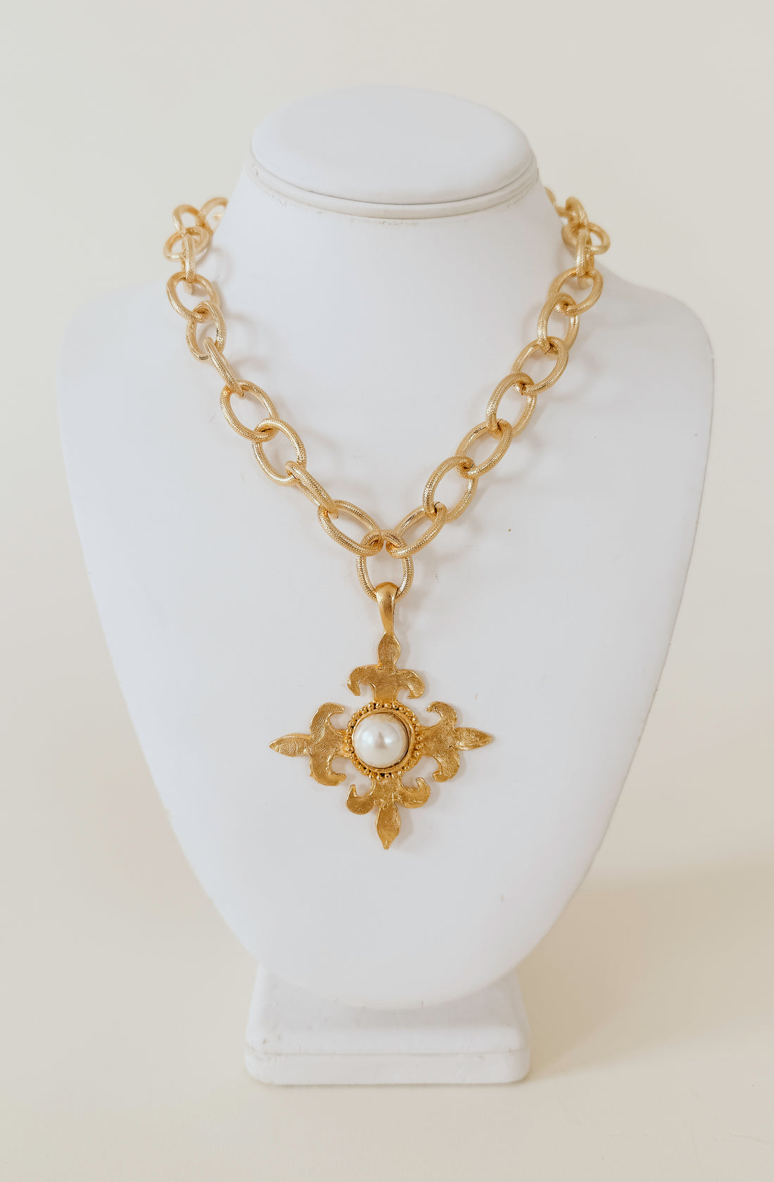 SUSAN SHAW GOLD FLEUR CROSS + PEARL CHAIN NECKLACE