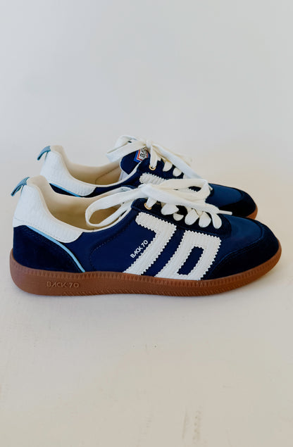 BACK 70 GHOST SNEAKERS