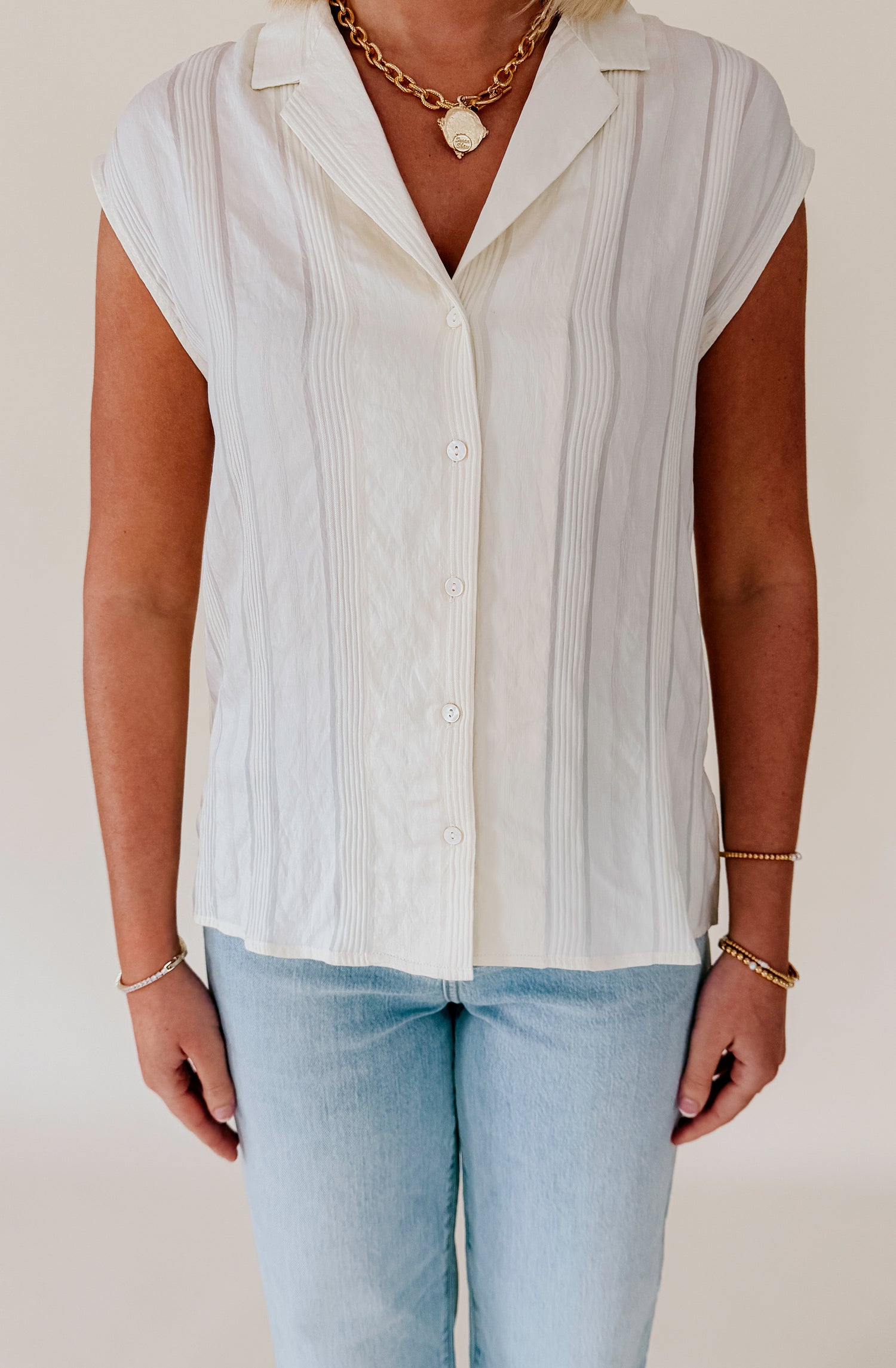KIANA BUTTONED BLOUSE