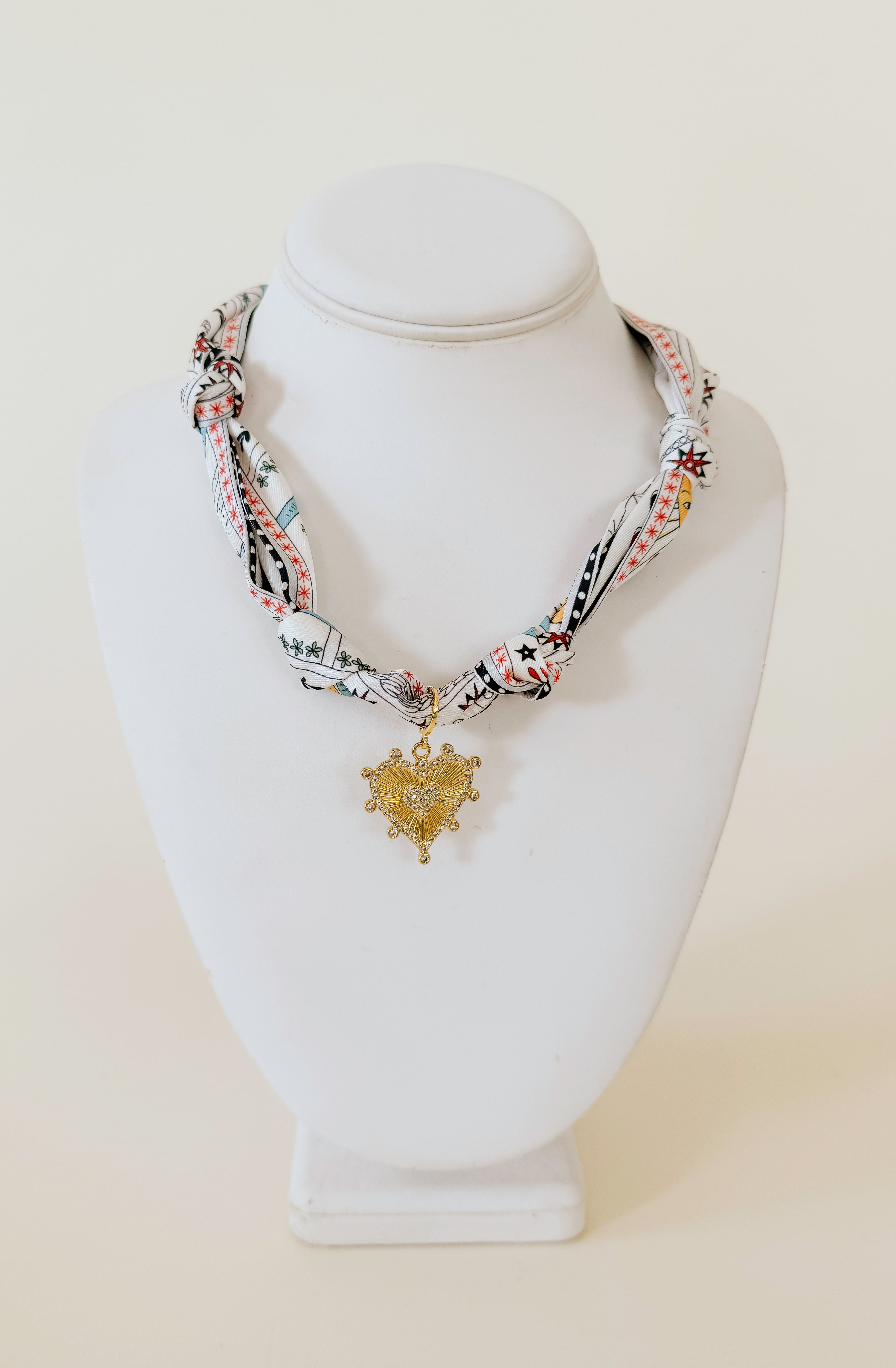 KYRA SCARF NECKLACE