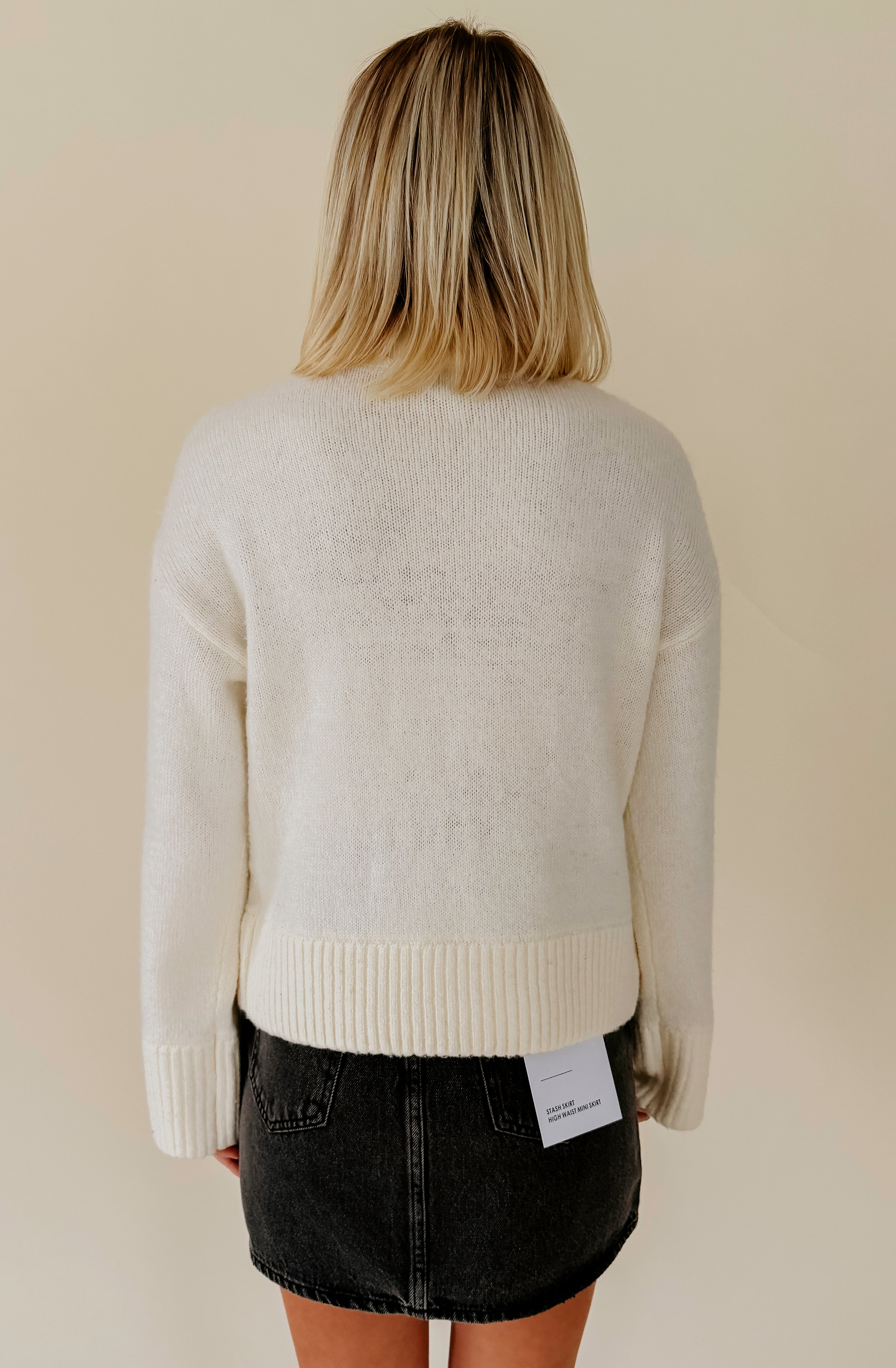 STEVE MADDEN IVI SWEATER