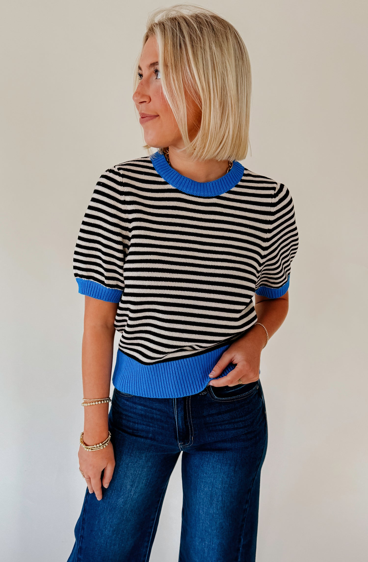 COLOR POP SWEATER