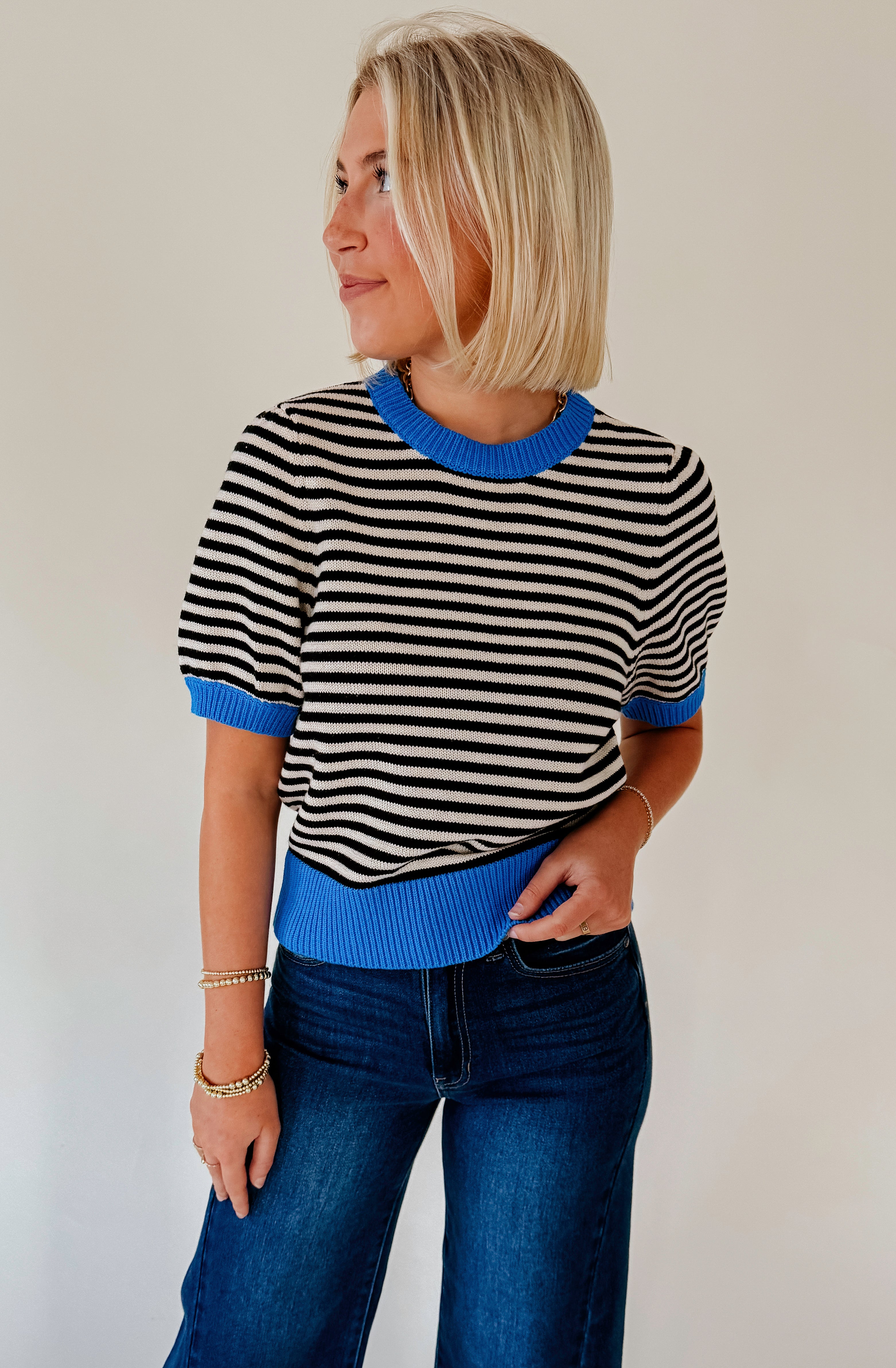 COLOR POP SWEATER