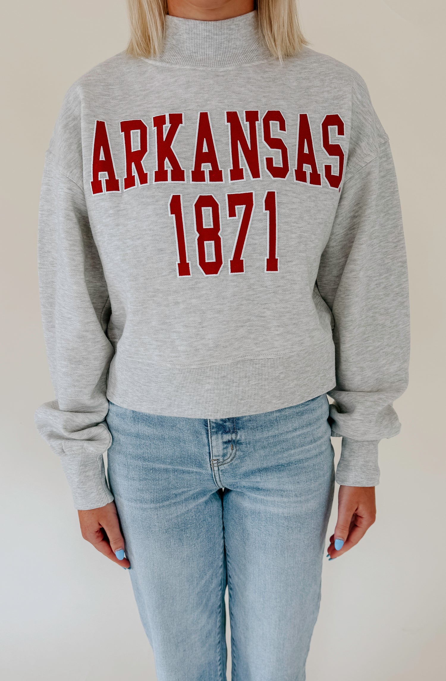 ARKANSAS MOCK NECK CROPPED SWEATSHIRT