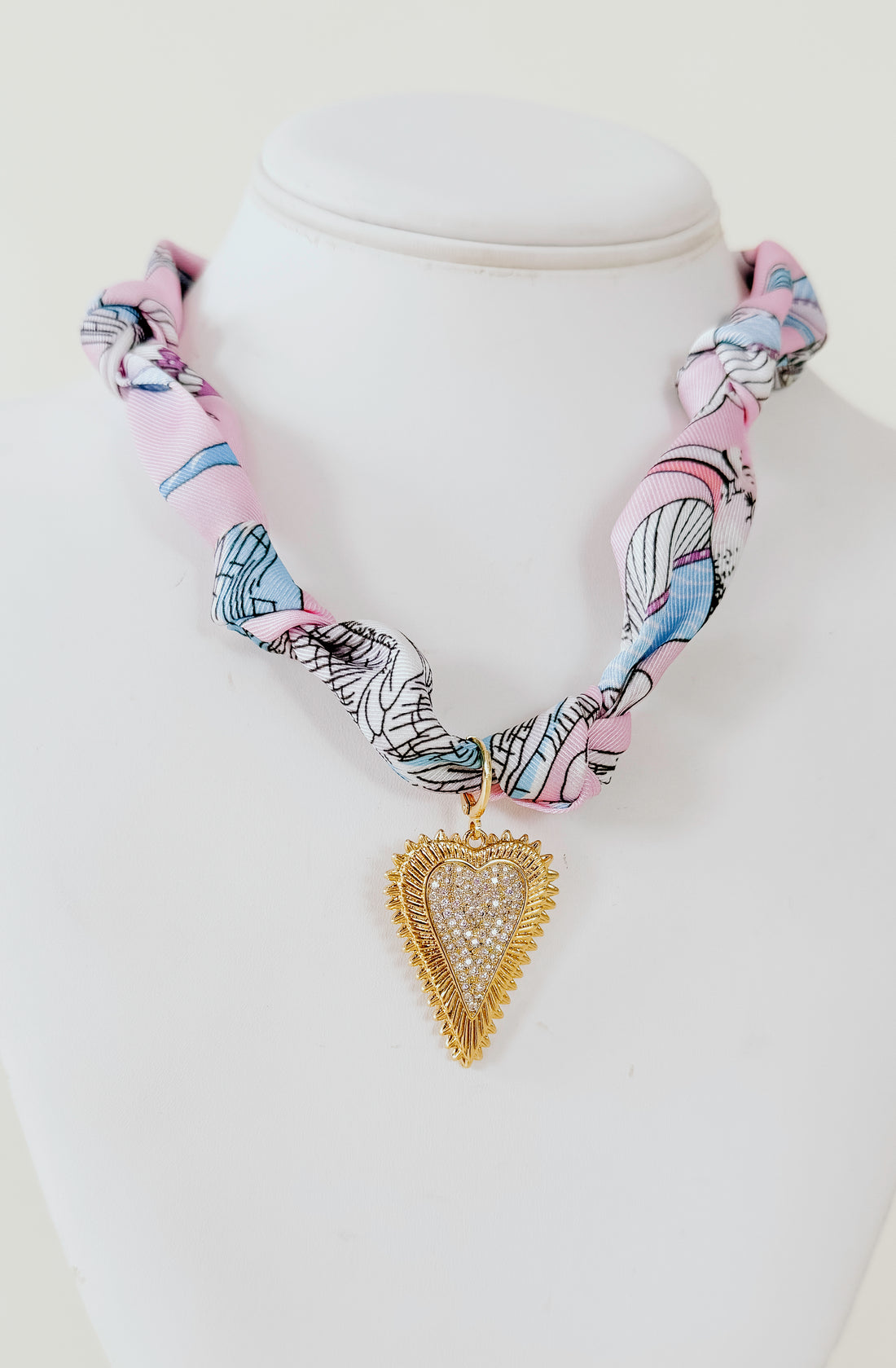 DAHLIA SCARF NECKLACE