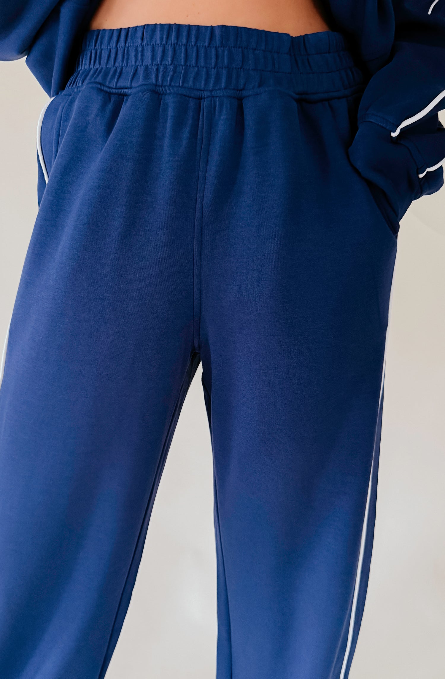 LIGHT AS AIR MODAL SCUBA PANT WITH PIPING