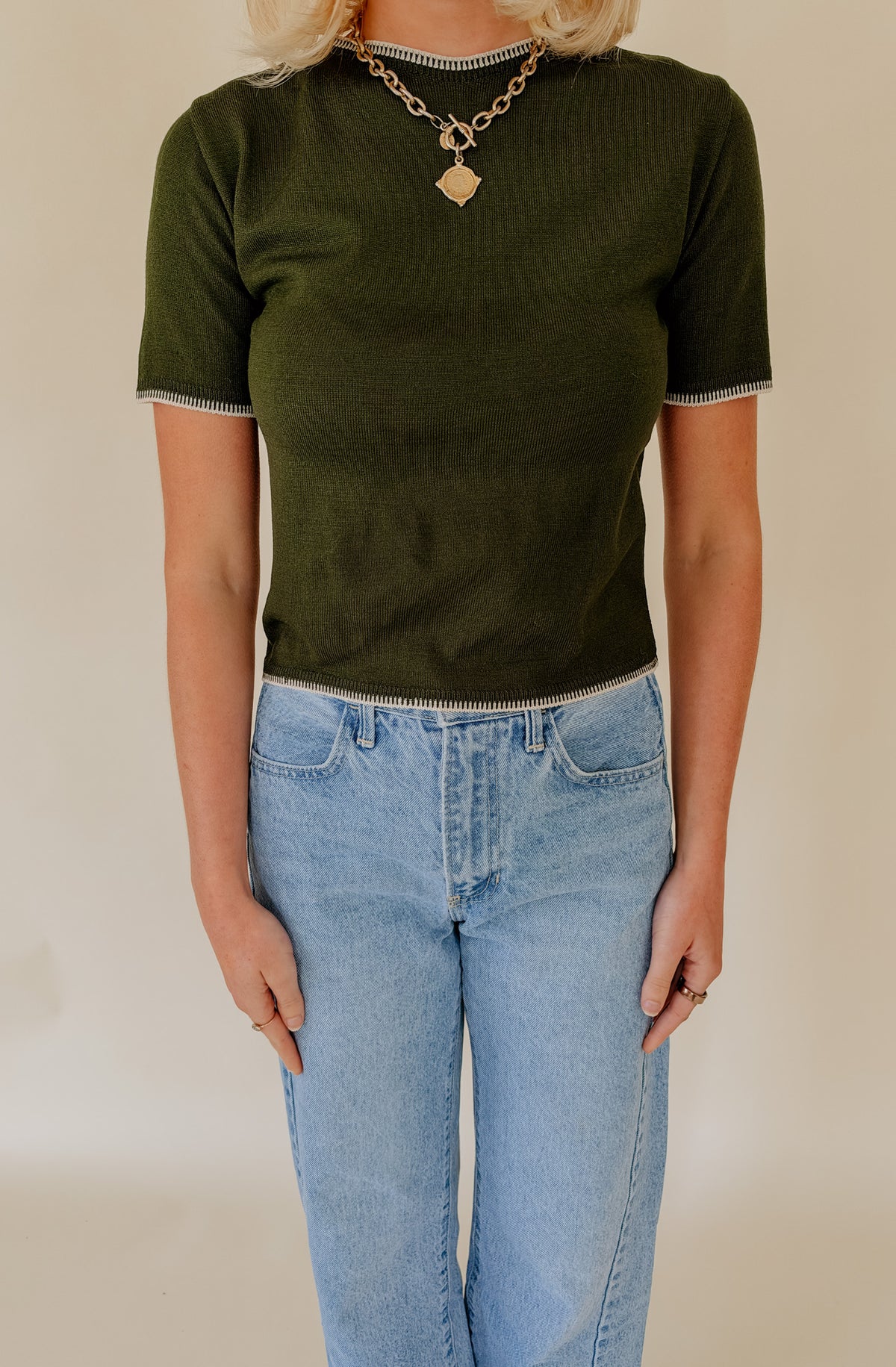 DRESS TO RIO STITCHED KNIT TEE