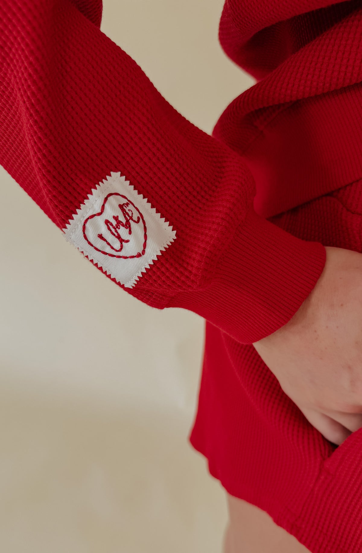 HOGS EMBROIDRED WAFFLE HENLEY