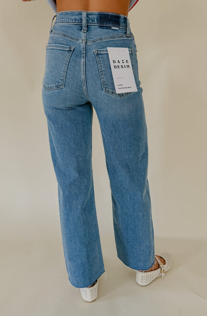DAZE PLEASER DENIM IN WAVY