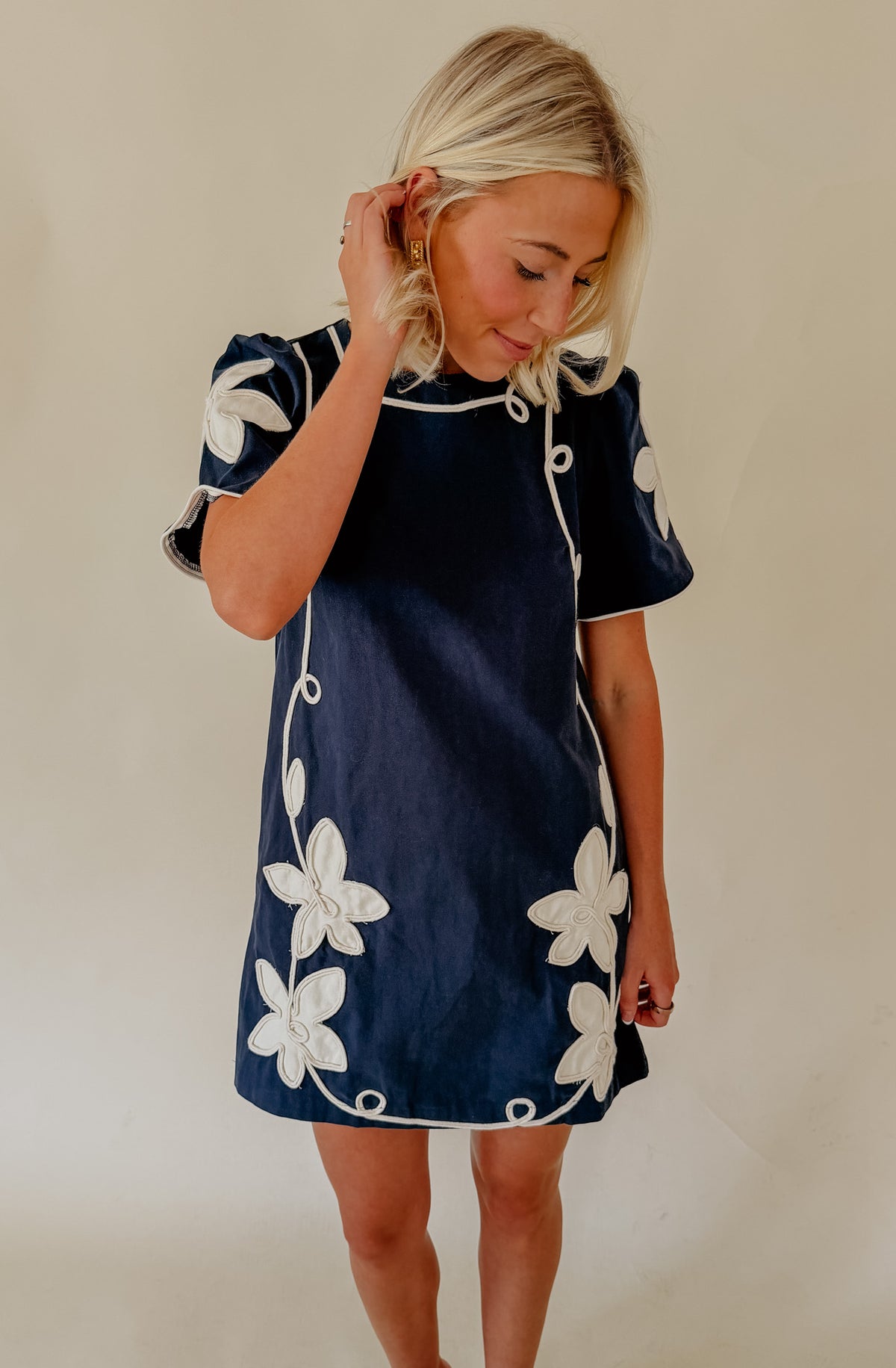 ALONG THE WAY SHIFT DRESS