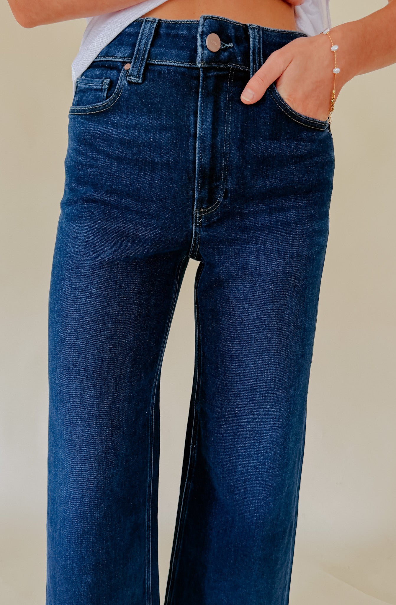 PAIGE ANESSA WIDE LEG CROP JEAN