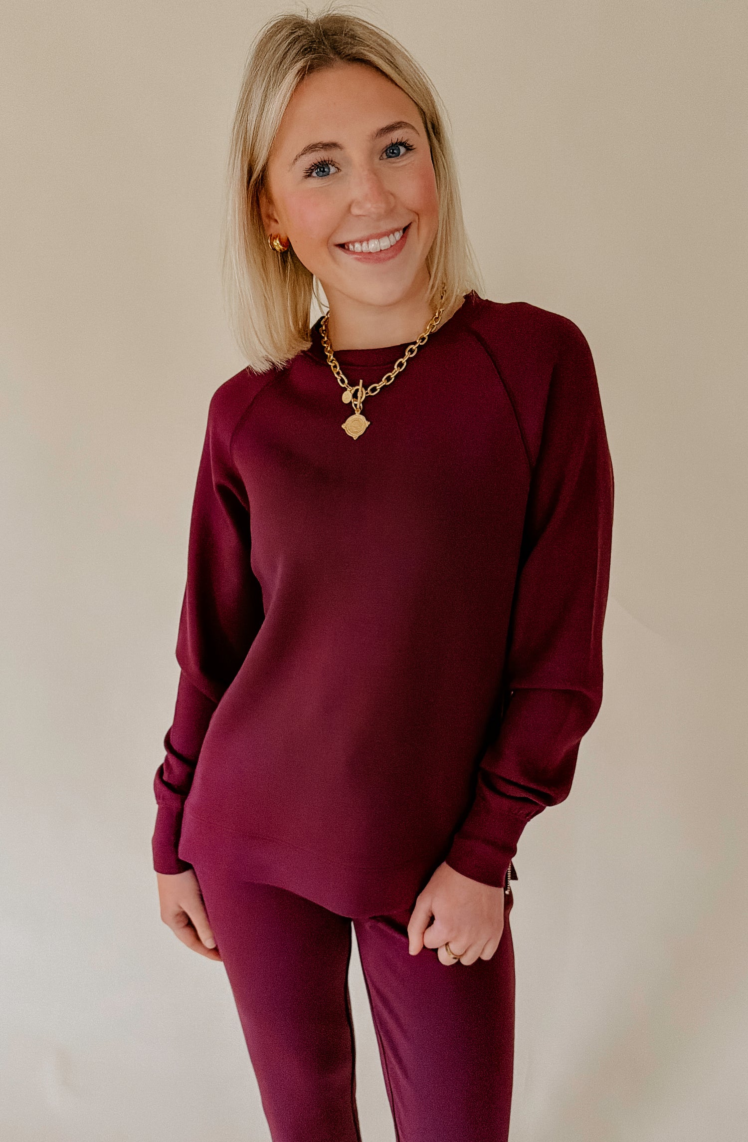 SOFTIES DREAMTECH CREW TUNIC WITH SIDE ZIP AND FLOOD PANT