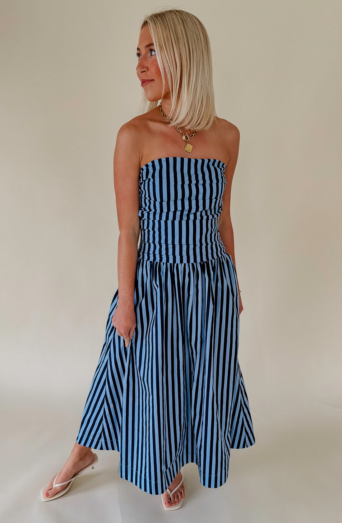 THE PHOEBE STRAPLESS MIDI DRESS