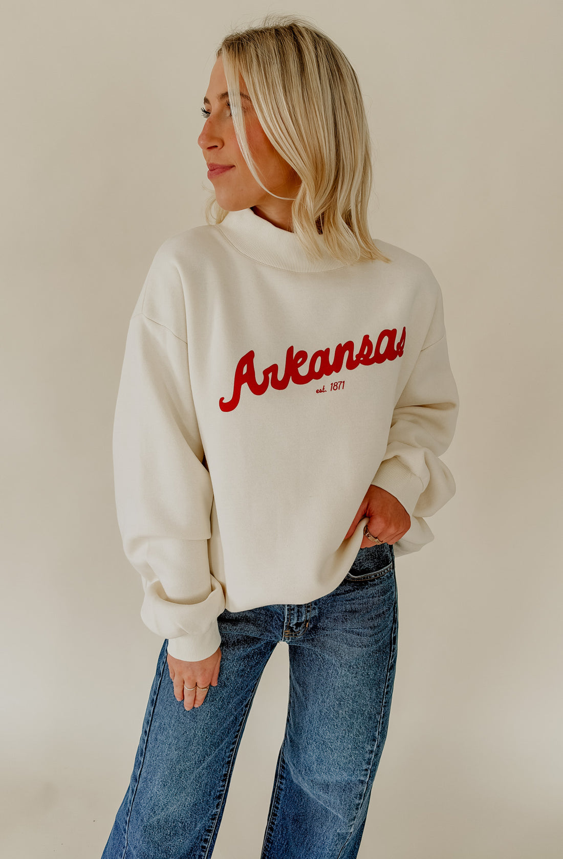 RAZORBACKS BOLD SCRIPT MOCK NECK SWEATSHIRT