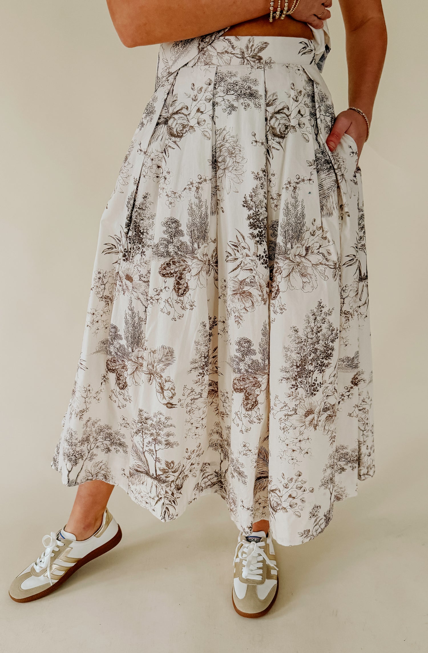 SPRING AHEAD FLORAL MIDI SKIRT