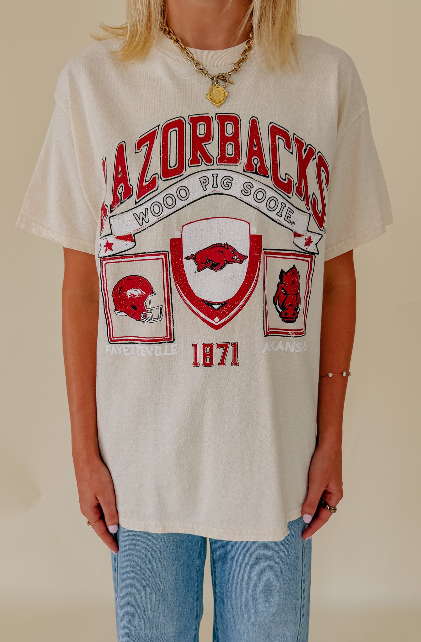 RAZORBACK PREP PATCH GRAPHIC TEE