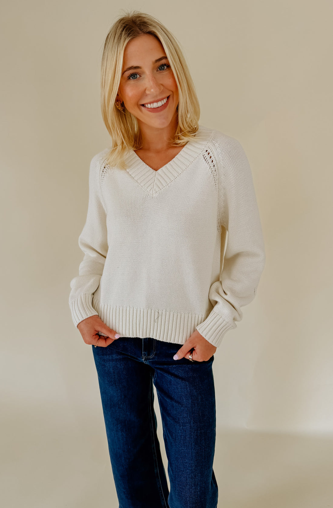 Z SUPPLY STRATTON V-NECK SWEATER