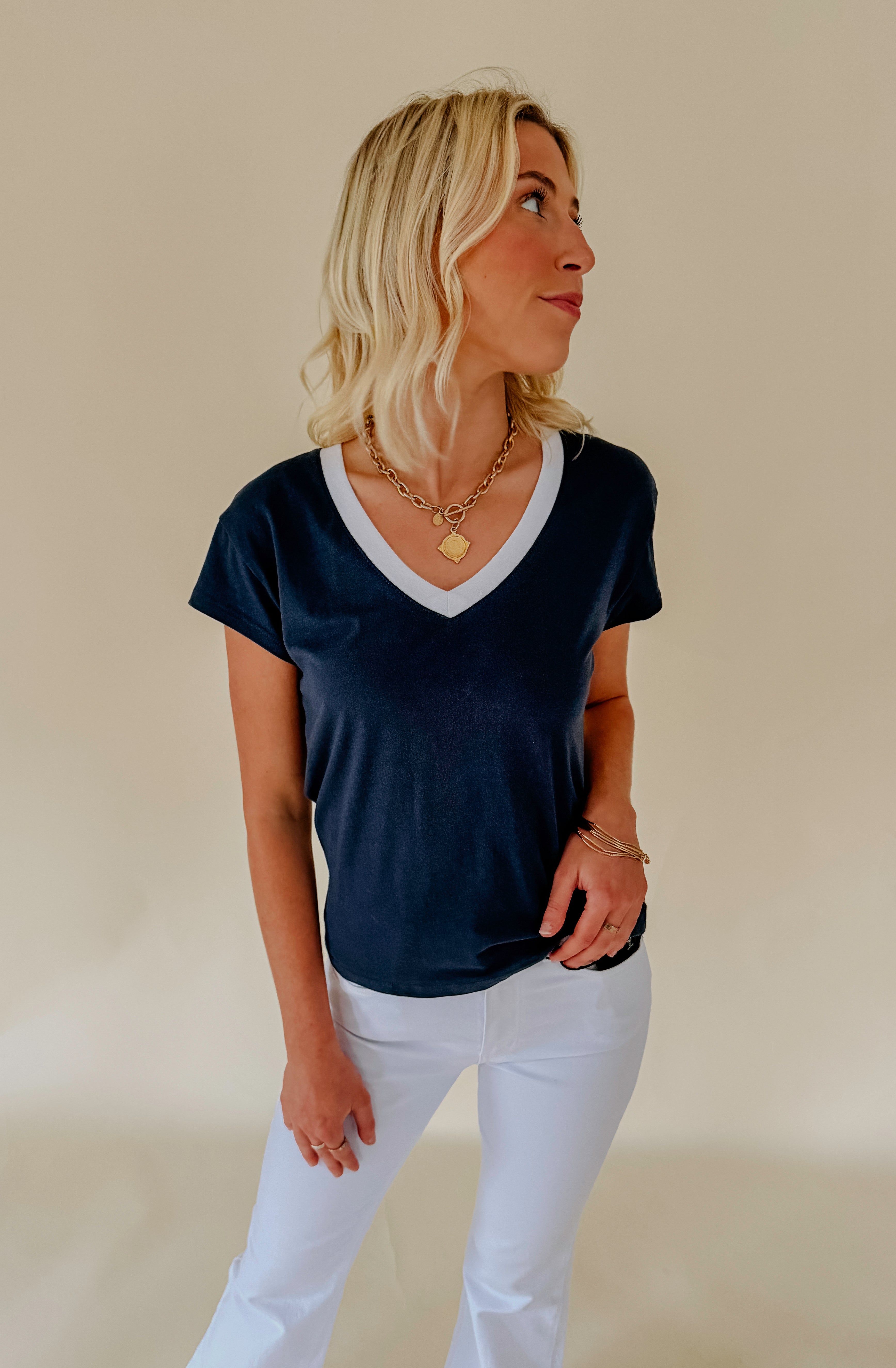 Z SUPPLY MODERN COLORBLOCKED V NECK TEE