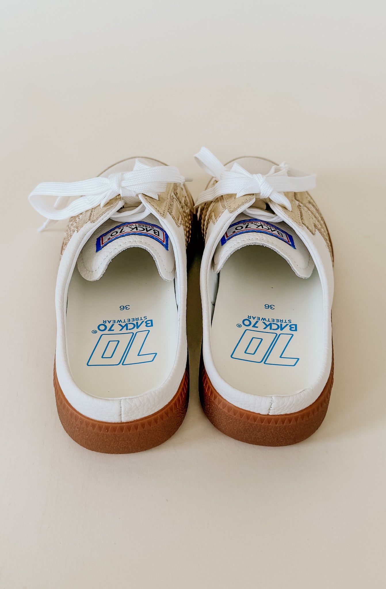 BACK 70 EASTER BACKLESS SNEAKER