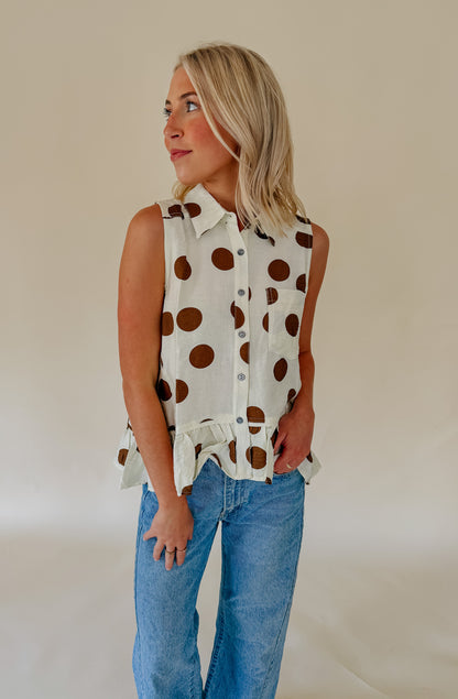 GOING IN CIRCLES BUTTONED TANK