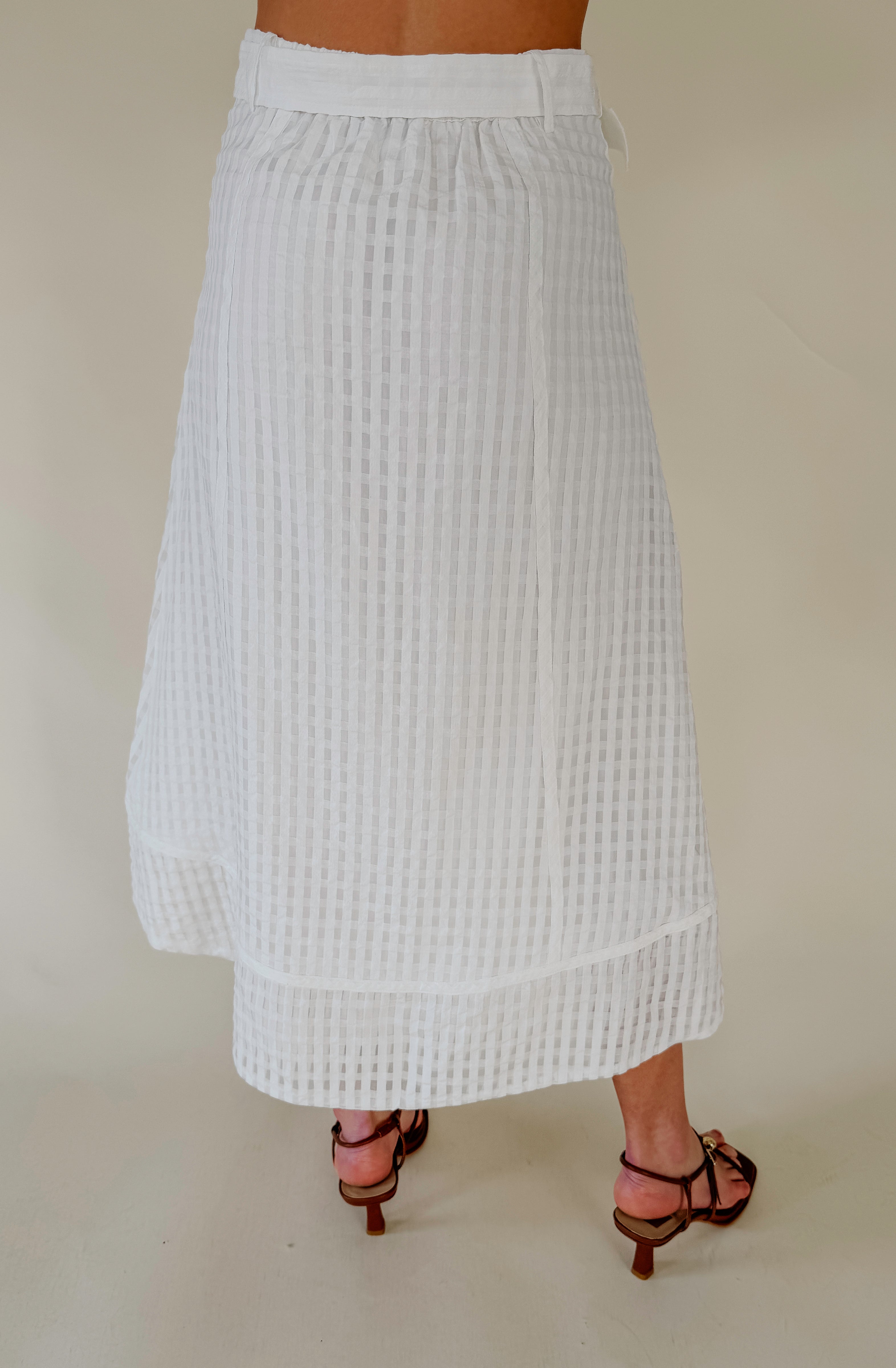THE WHIT TEXTURED MIDI SKIRT