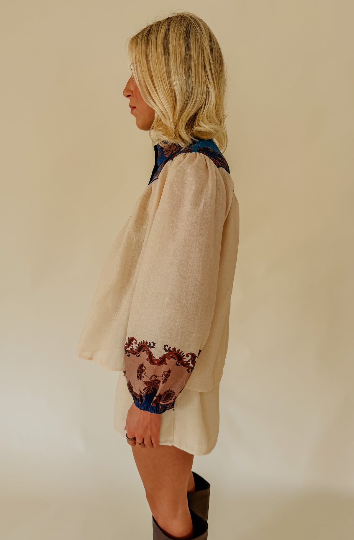 THE WESTY BUTTONED BLOUSE