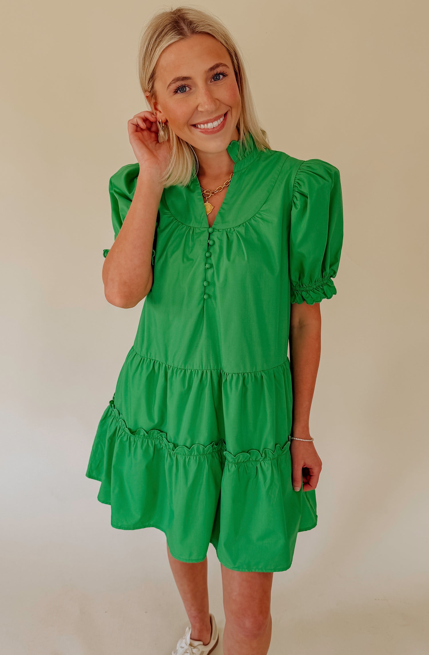 ginger in green dress Red hair outfits what to wear with