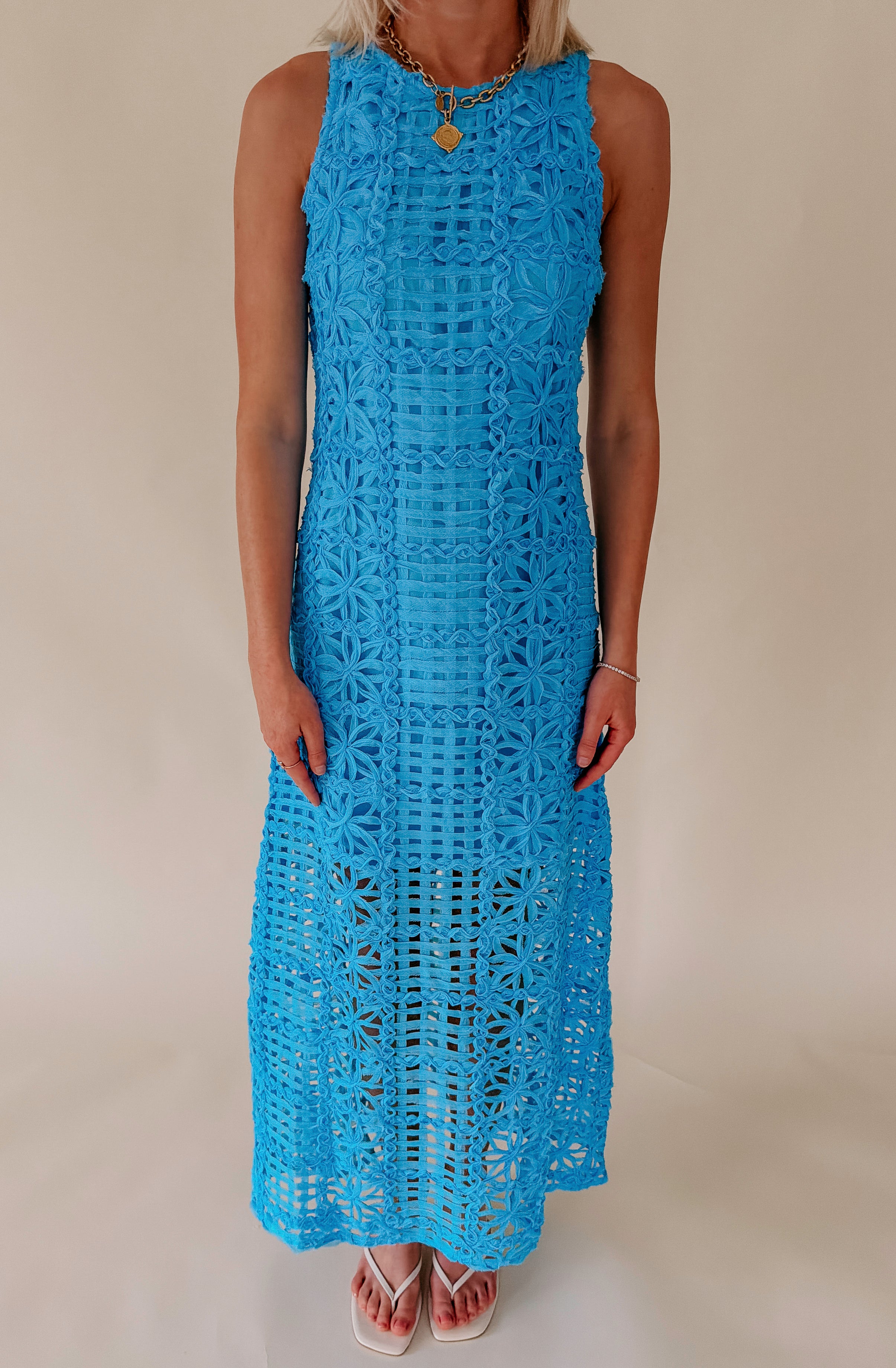 THE ODETTE TEXTURED MIDI DRESS