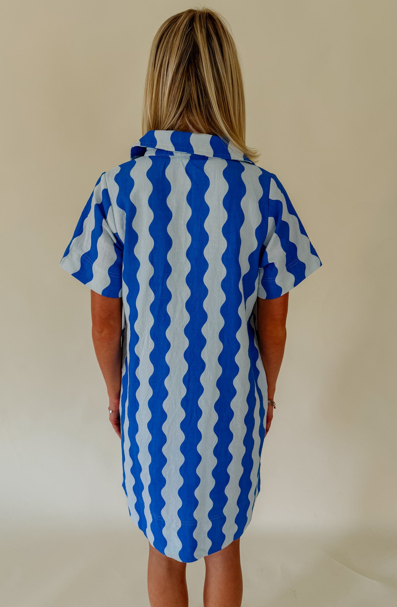 WAVE AFTER WAVE SHIFT DRESS