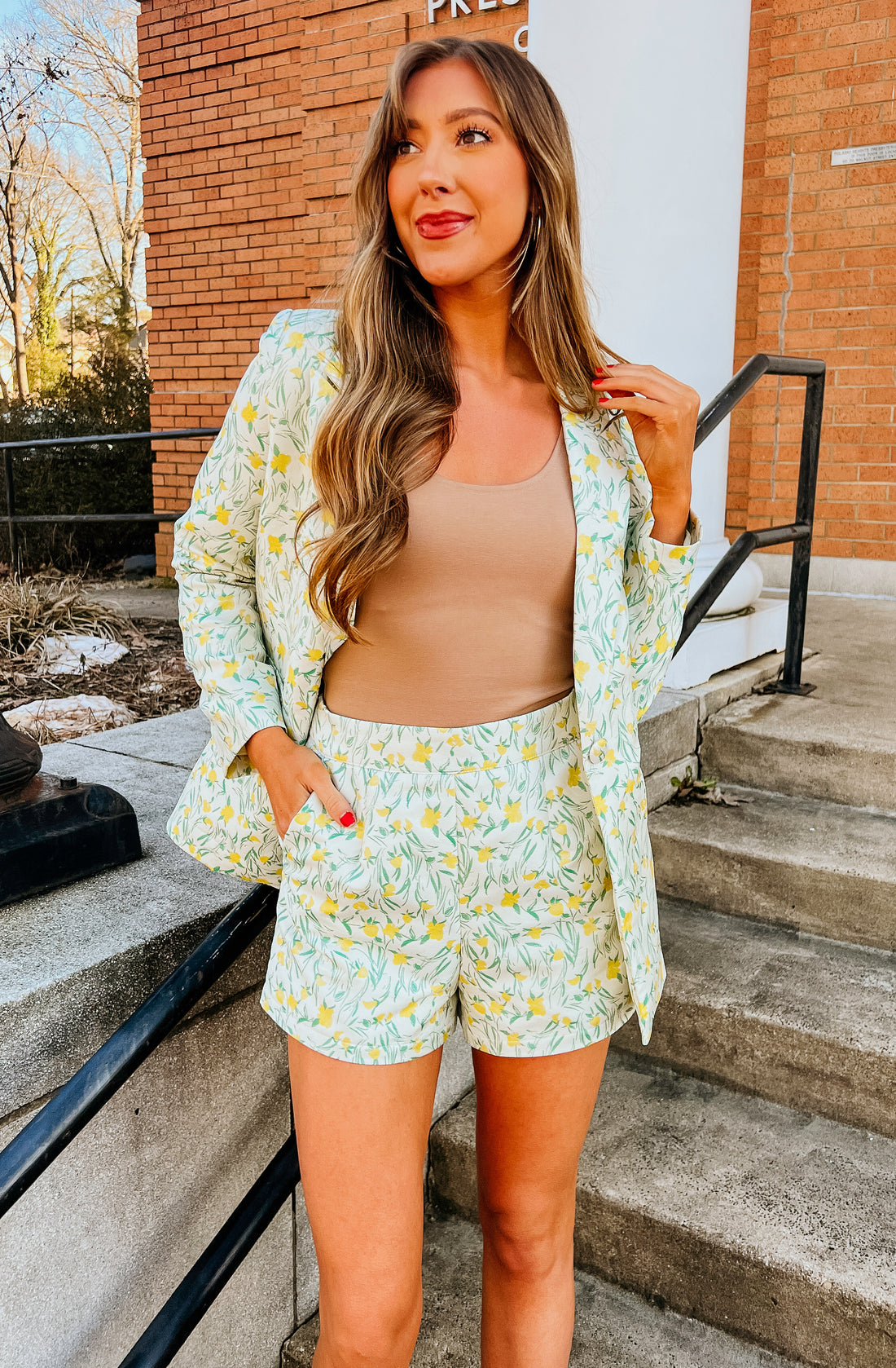 WHEN LIFE GIVES YOU LEMONS TROUSER SHORT